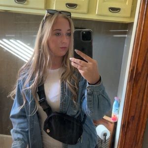 Meet your Posher, Taylor